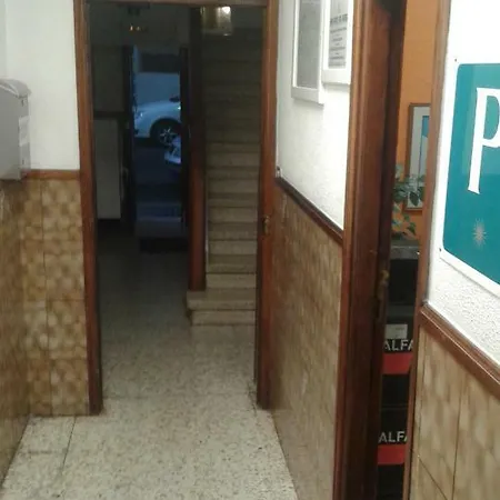Guest house Alvarez 2*
