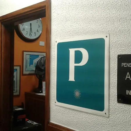 Guest house Alvarez 2*